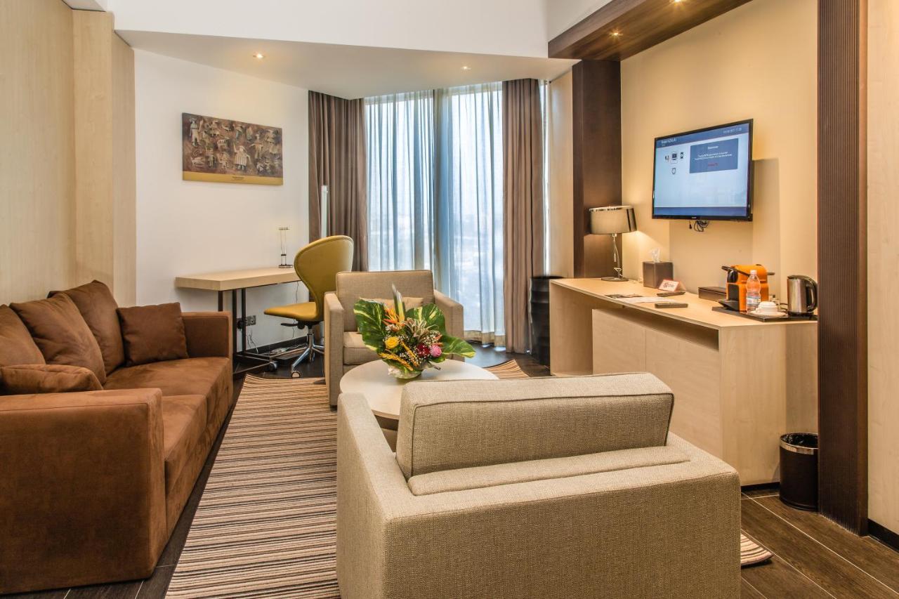 Azalai Hotel Abidjan Bagian luar foto