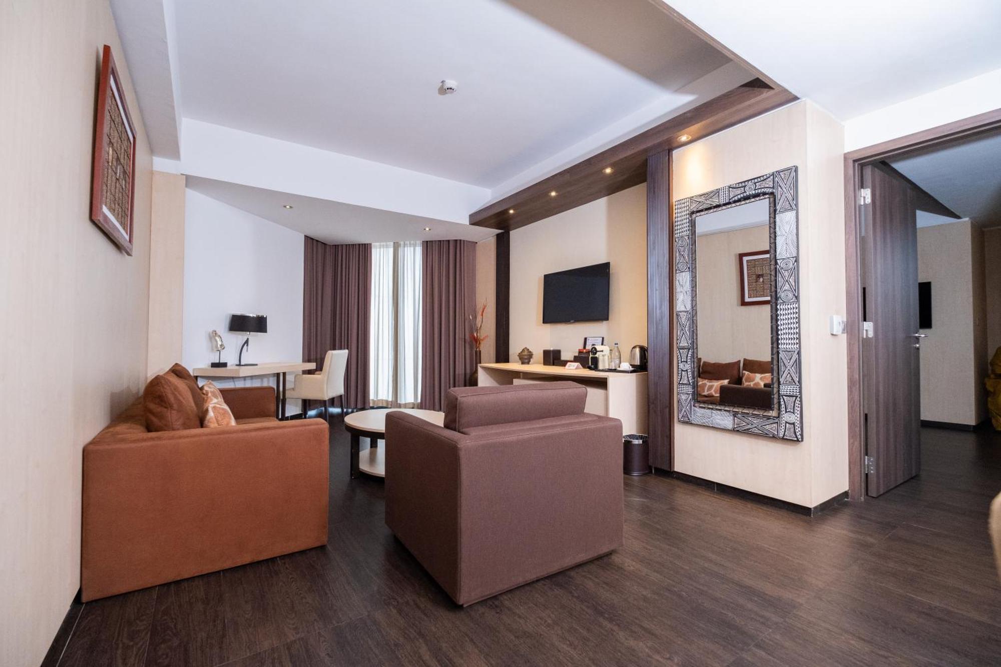 Azalai Hotel Abidjan Bagian luar foto