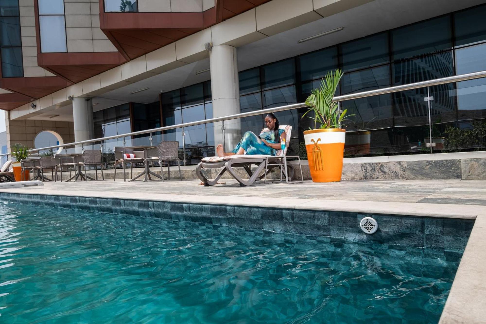 Azalai Hotel Abidjan Bagian luar foto