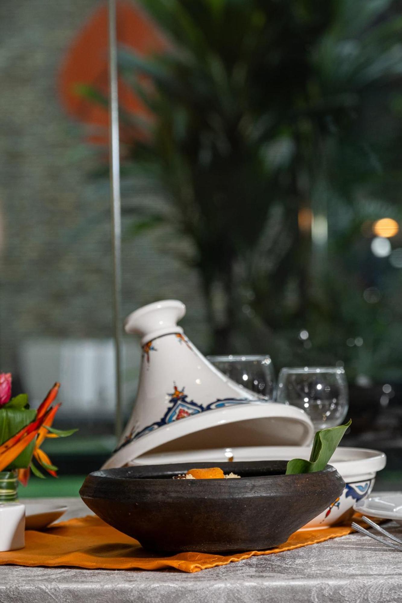 Azalai Hotel Abidjan Bagian luar foto