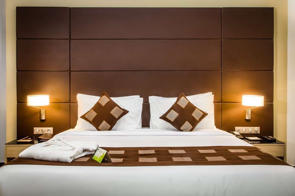 Azalai Hotel Abidjan Ruang foto